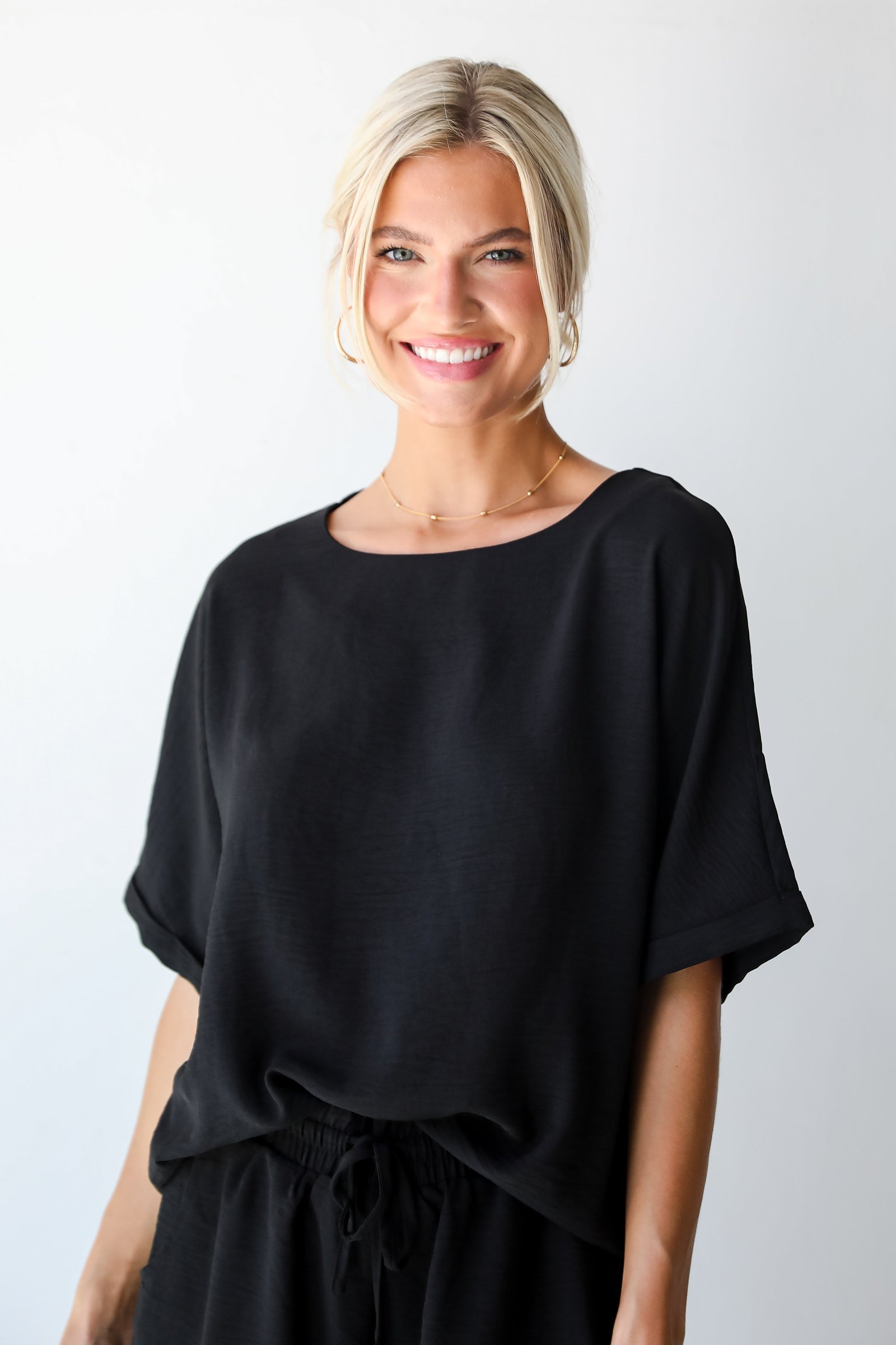 Unforgettable Beauty Black Blouse - DU DEAL