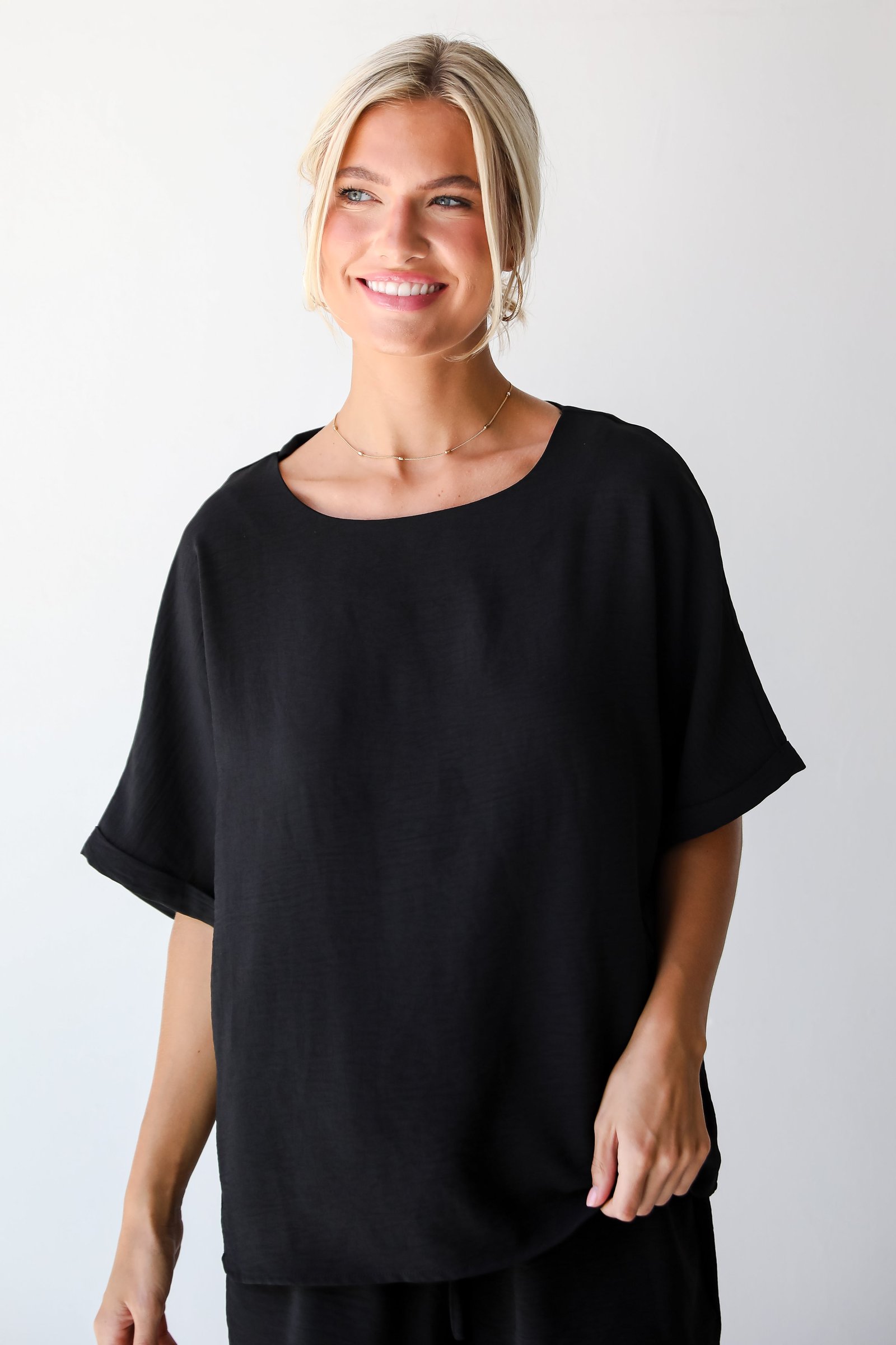 Unforgettable Beauty Black Blouse - DU DEAL