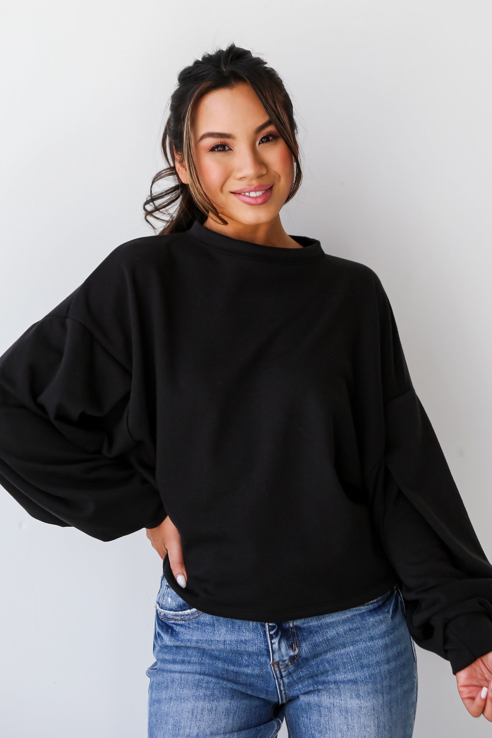 Tatum Black Sweatshirt - DU DEAL