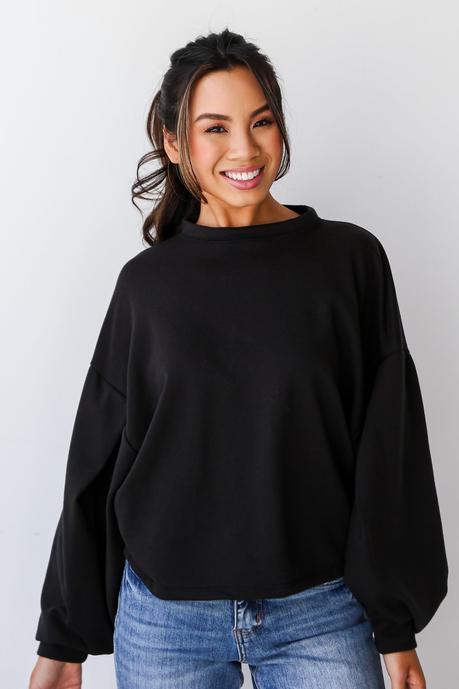 Tatum Black Sweatshirt - DU DEAL