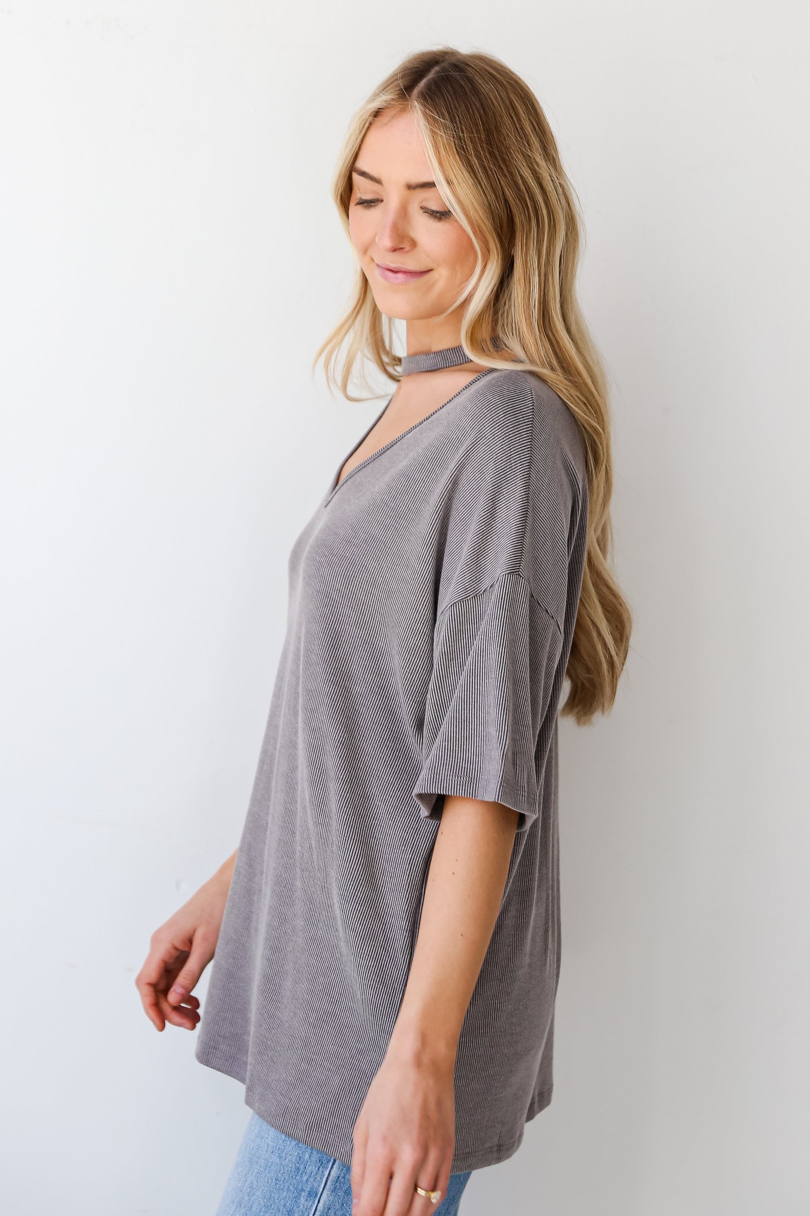 Teagan Grey Ribbed Cutout Tee - DU DEAL