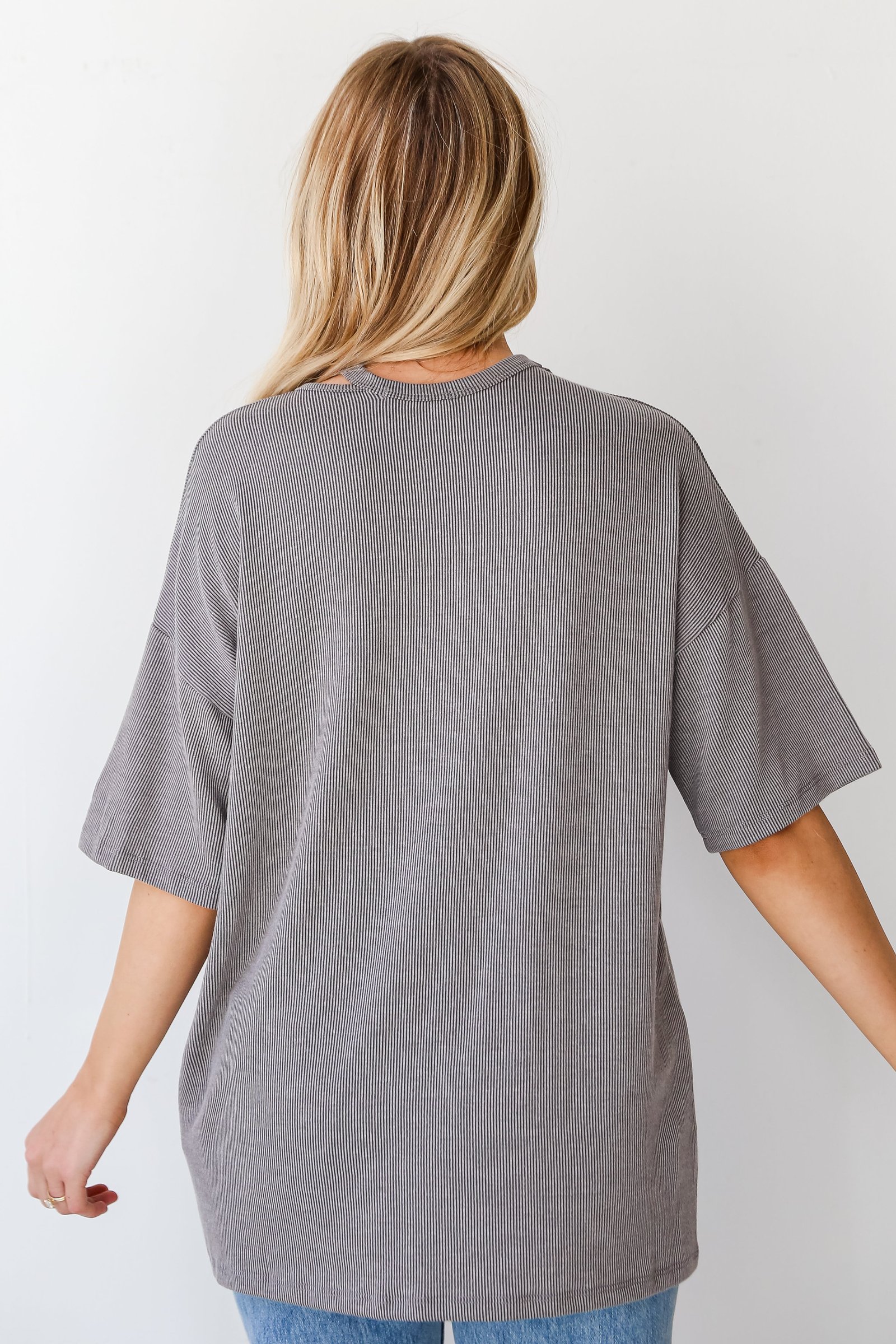 Teagan Grey Ribbed Cutout Tee - DU DEAL